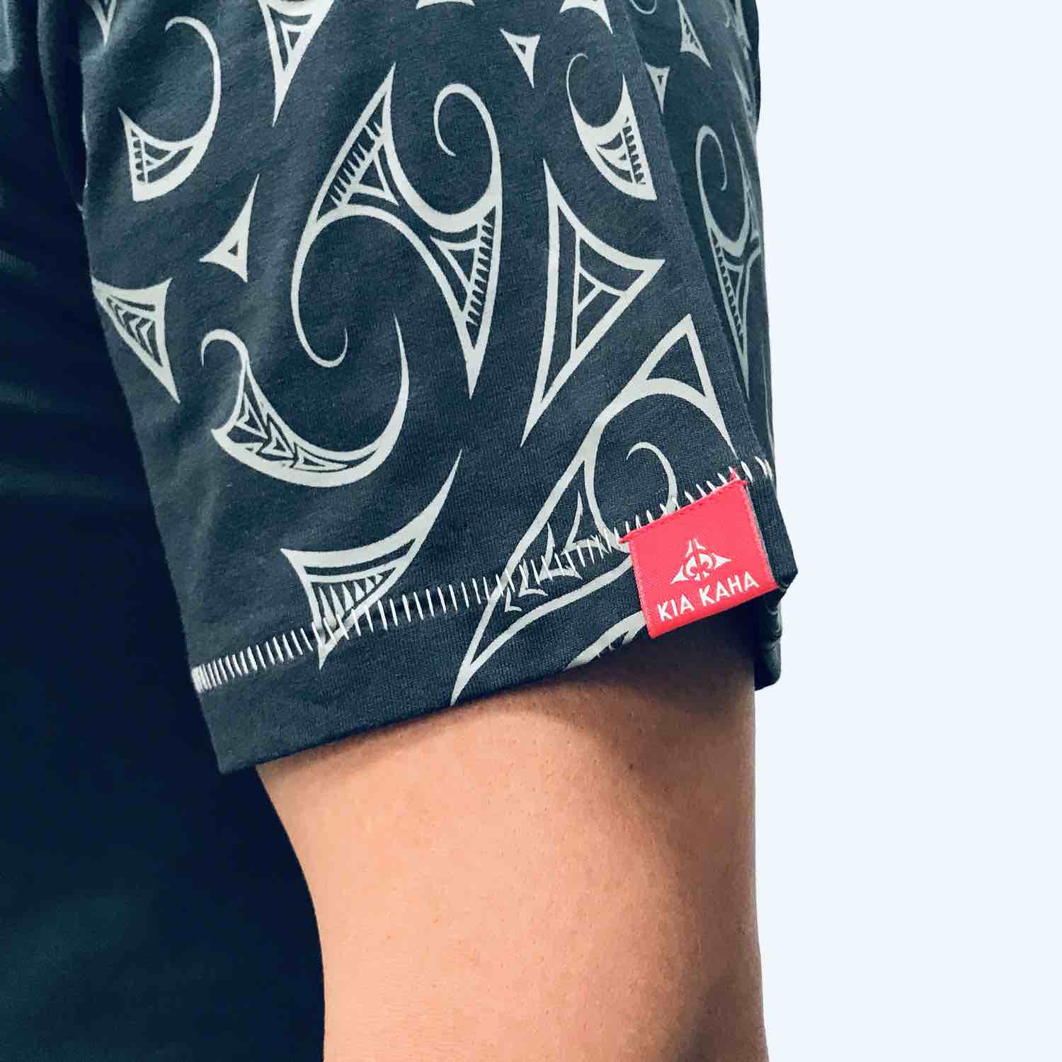 men's teal raglan sleeve new zealand t-shirt wth maori design shoulder print - kia-kaha nz